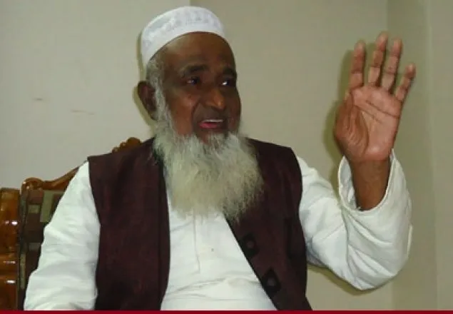 ধর্মমন্ত্রীকে রাজাকার বলায় যুবলীগ নেতার স্ত্রীর বিরুদ্ধে গ্রেফতারি পরোয়ানা 