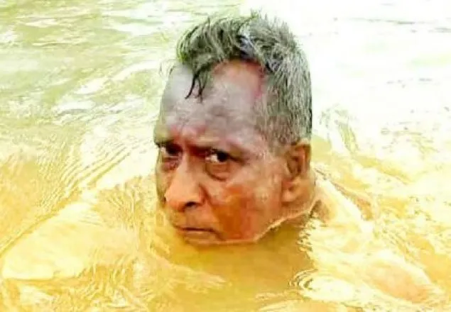 বিশ্ব রেকর্ড গড়লেন নেত্রকোনার সাতারু ক্ষিতীন্দ্র