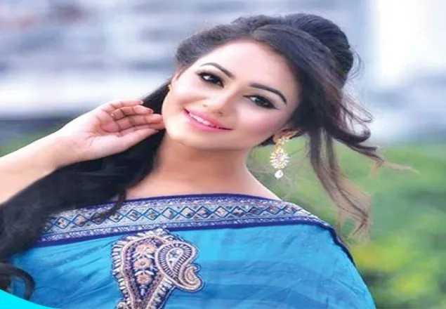যার কেউ নেই তার আল্লাহ আছে : নুসরাত ফারিয়া