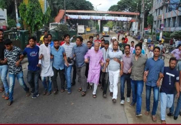 কারাগারে আদালত স্থানান্তরের প্রতিবাদে রিজভীর নেতৃত্বে বিক্ষোভ মিছিল 