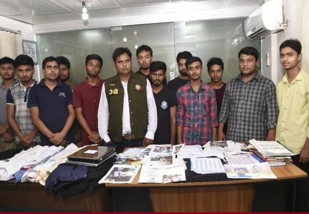 ‘নিখোঁজ’ সেই ১২ শিক্ষার্থীকে গুজব-উস্কানি মামলায় গ্রেফতার দেখাল পুলিশ 