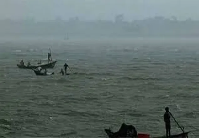  নৌকাডুবিতে ভাইবোনসহ ৩ জনের মৃত্যু
