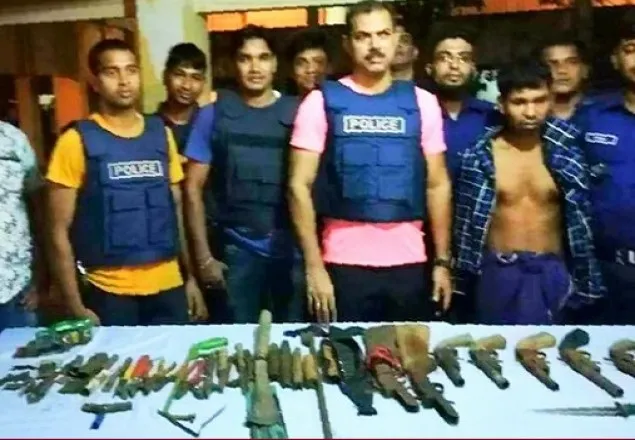 মহেশখালীতে অস্ত্র তৈরির কারখানার সন্ধান 