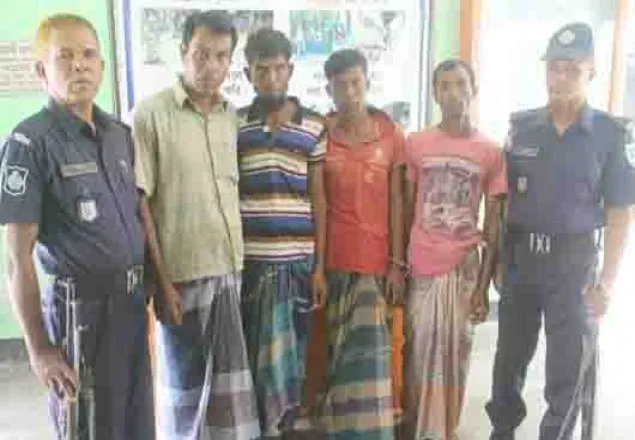 আদিতমারীতে ৪ জুয়াড়ির জরিমানা