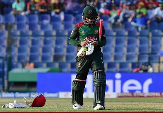 আক্ষেপ, ৯৯ রানে আউট মুশফিক 