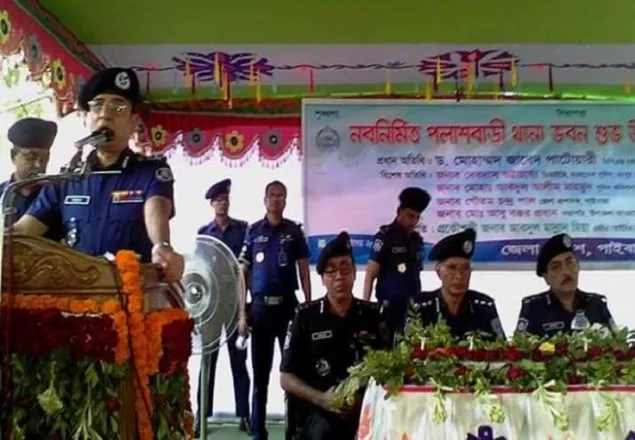 আগুন-পেট্রল সন্ত্রাসীরা সাবধান: আইজিপি