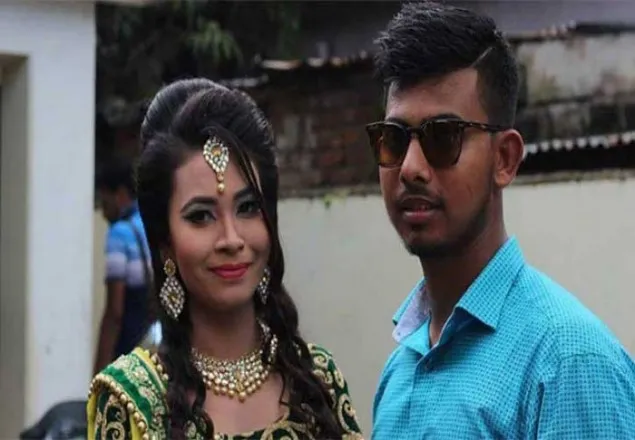 প্রসঙ্গ বিচ্ছেদ: সিদ্ধান্তে অনড় মোসাদ্দেক, সময় নিয়েছেন সামিয়া