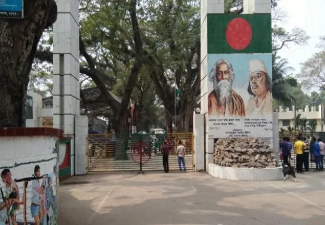ভারতে পাচার হওয়া ৪ কিশোরীকে হস্তান্তর