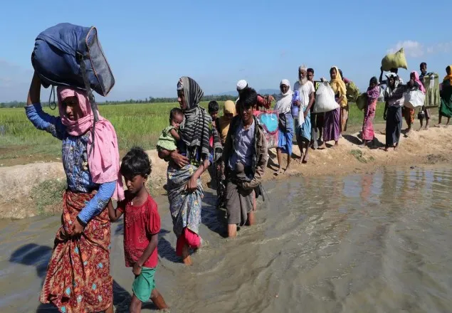 রোহিঙ্গা ইস্যুতে মিয়ানমারের পোশাক শিল্পের ওপর অবরোধের চিন্তা ইইউ'র
