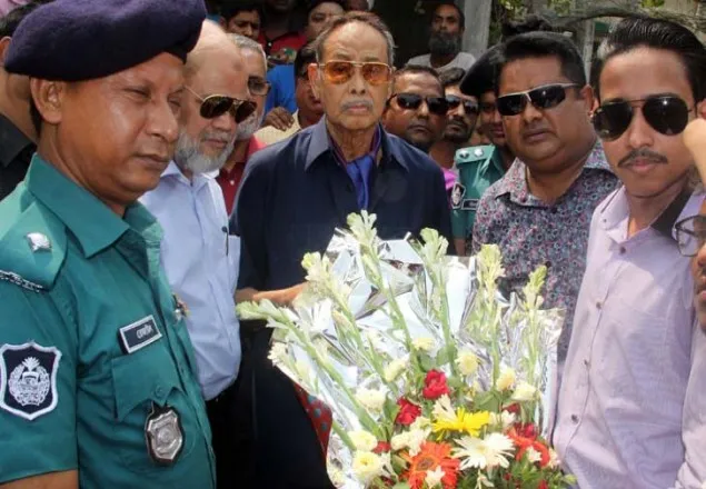 দুদিনের সফরে রংপুর গেলেন এরশাদ
