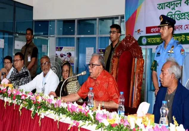 পেশাদারি মনোভাব নিয়ে চিকিৎসা সেবা নিশ্চিত করুন: রাষ্ট্রপতি 