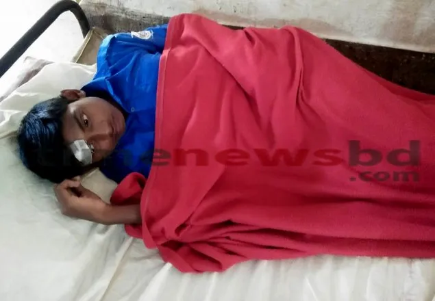 পাটগ্রামে স্কুলপ্যান্ট না পরায় শিক্ষার্থীকে মারধর