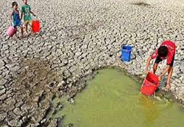 উপকূলীয় জনপদে নিরাপদ পানির হাহাকার
