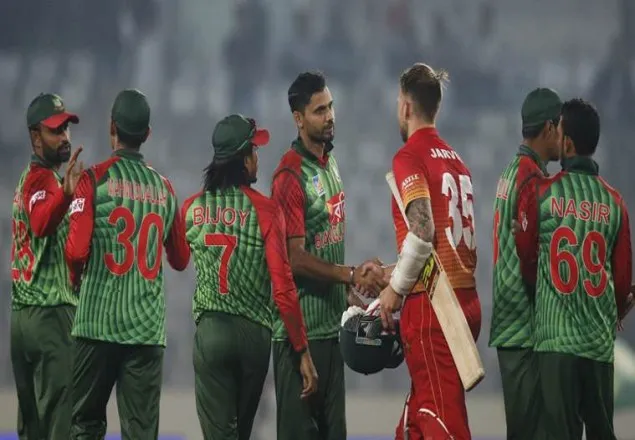 টসে জিতে ব্যাটিংয়ে বাংলাদেশ