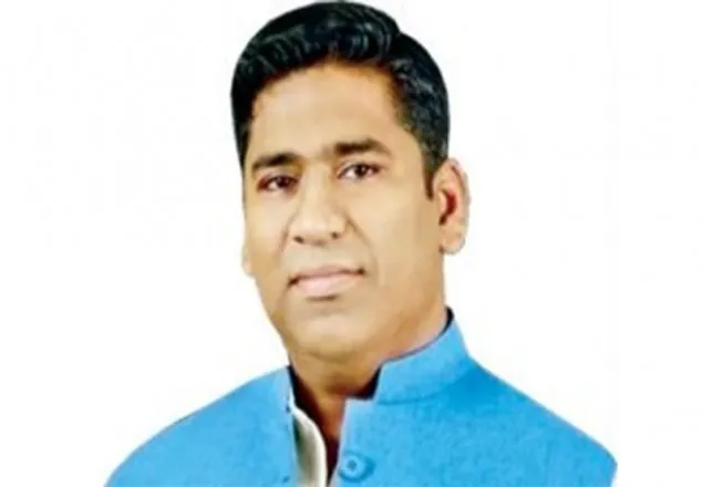 শপথ নিলেন বরিশালের মেয়র সাদিক