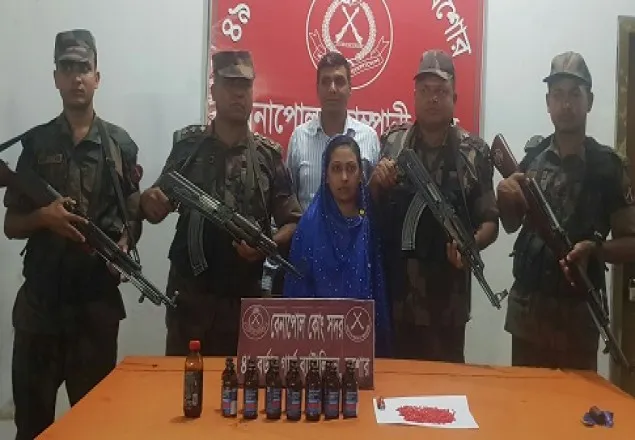 বেনাপোলে ইয়াবা ও ফেনসিডিলসহ নারী ব্যবসায়ী আটক