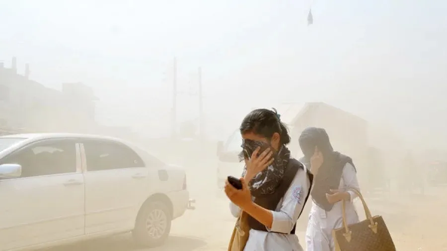 AQI: Dhaka air quality unhealthy for sensitive groups on Saturday morning