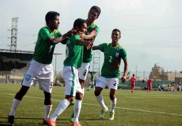 নেপালকে হারিয়ে গ্রুপ চ্যাম্পিয়ন বাংলাদেশ