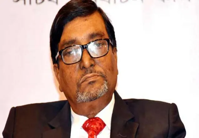 রাতে দেশে ফিরছেন মাহবুব তালুকদার