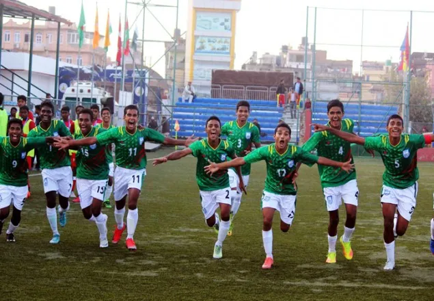 ভারতকে হারিয়ে ফাইনালে বংলাদেশ