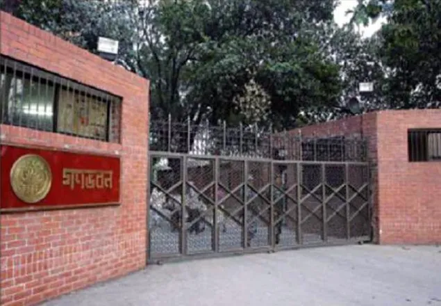 গণভবনের পথে ঐক্যফ্রন্ট নেতারা