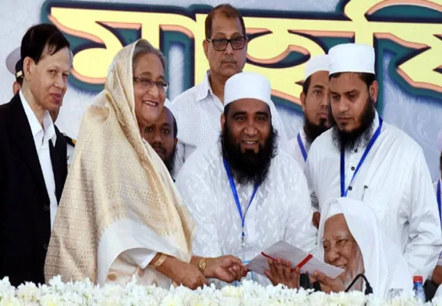 ‘শোকরানা মাহফিল কওমি মাদরাসার জন্য মহাবিপদ হয়ে দাঁড়াবে’