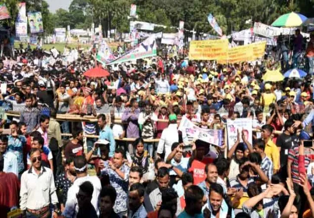 সমাবেশে আসতে শুরু করেছেন নেতাকর্মীরা