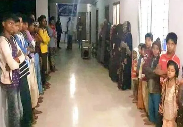 মালয়েশিয়ায় পাচারকালে দালালসহ ৩৯ রোহিঙ্গা আটক