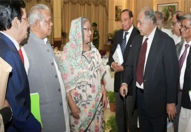 সংলাপ: আলোচনার মাধ্যমে সমাধানের পথ বন্ধ হচ্ছে কি?