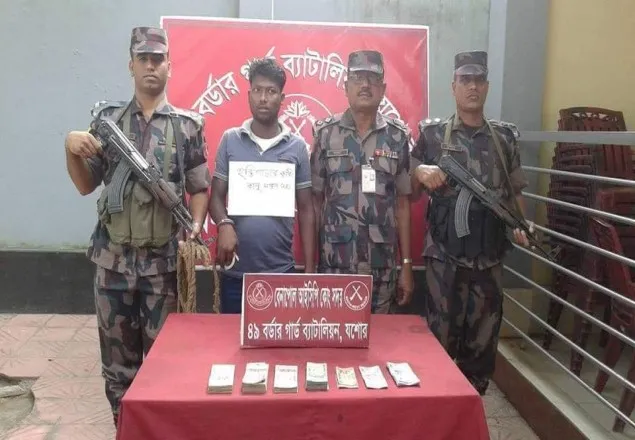 বেনাপোলে হুন্ডির টাকাসহ ভারতীয় ট্রাক ড্রাইভার আটক