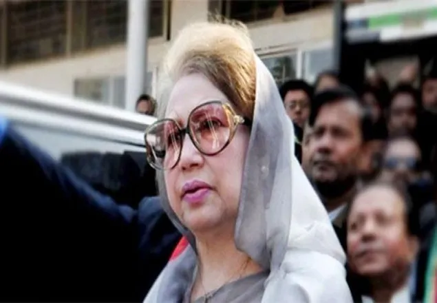 ৩টি আসনে মনোনয়ন ফরম নিলেন খালেদা জিয়া