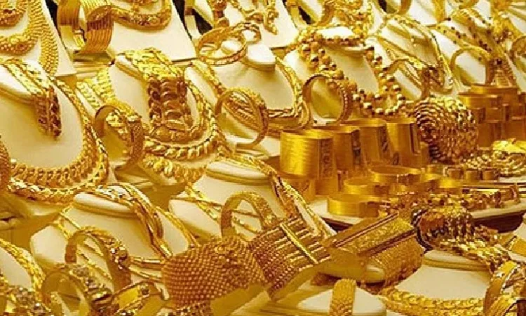 আবারও সোনায় রেকর্ড, ভরি এক লাখ ১২০৮ টাকা