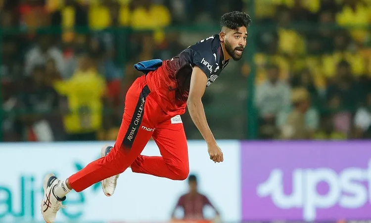ফিক্সিংয়ের জন্য সিরাজকে জুয়াড়ির ফোন