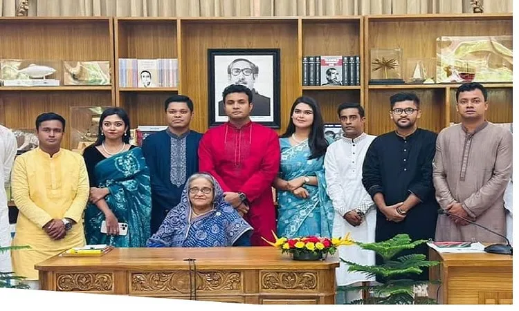 এবার সাইবার যুদ্ধেও জয়ী হতে হবে : প্রধানমন্ত্রী
