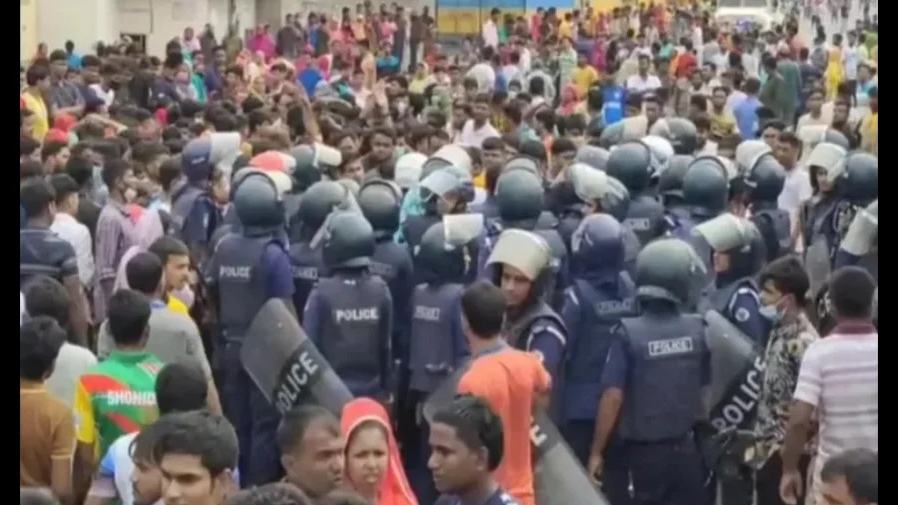 Student movement leaders condemn current garment industry situation