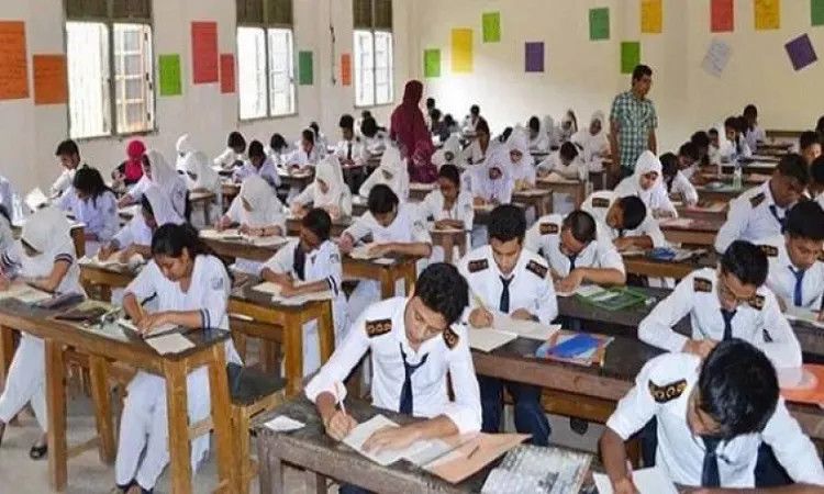 পেছাচ্ছে উচ্চ মাধ্যমিক পরীক্ষা