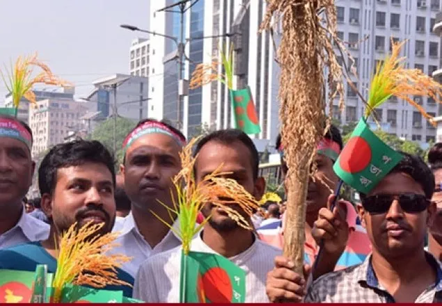 উপচেপড়া ভিড়ে শেষ দিনের মনোনয়ন ফরম বিক্রি 