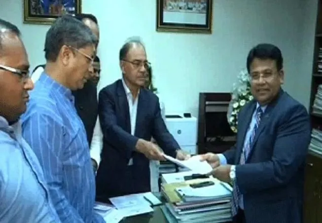 তারেকের বিরুদ্ধে ইসিতে অভিযোগ দিল আ.লীগ