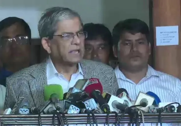 'একটি দলের পক্ষ নিয়েছে ইসি'