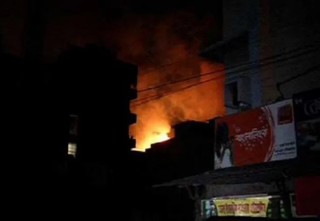 রাজধানীতে গ্যাস লিকেজ থেকে অগ্নিকাণ্ডে দগ্ধ ৬