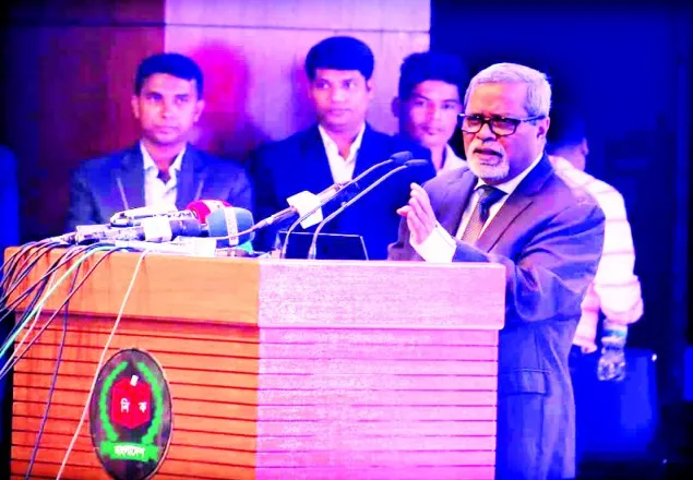 আতঙ্কের কিছু নেই, বদলি করা হবে না: ইসি