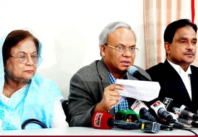 ‘পুলিশের কমান্ডে কি করে সেনাবাহিনী কাজ করবে?’