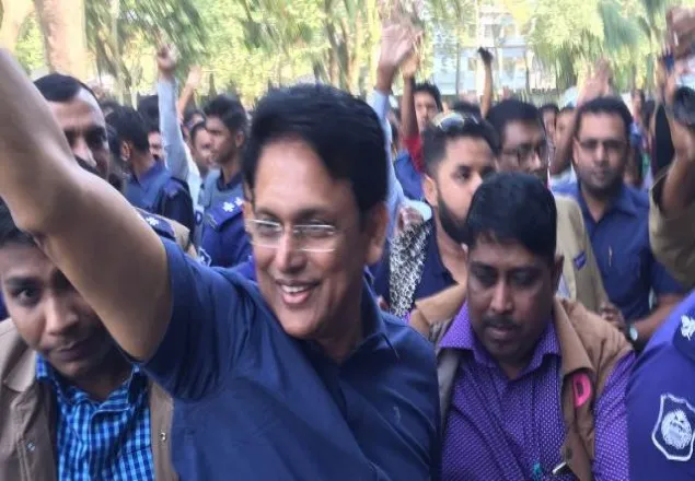 ১৭টি মামলায় মিলনের জামিন নামঞ্জুর
