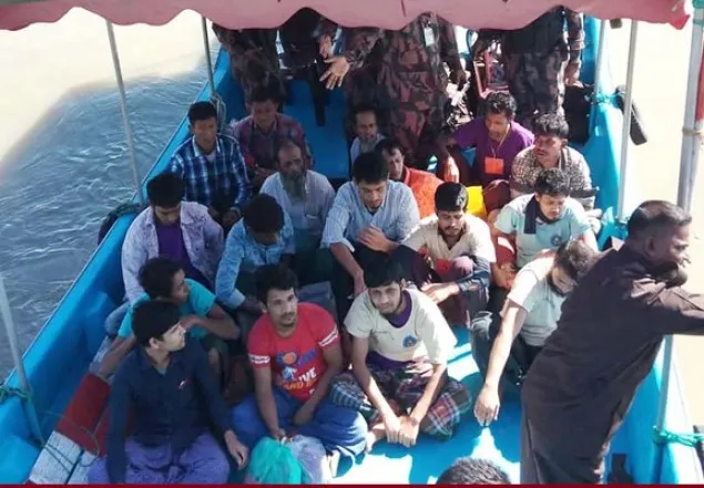 পতাকা বৈঠক শেষে ১৭ বাংলাদেশিকে ফেরত দিলো মিয়ানমার 