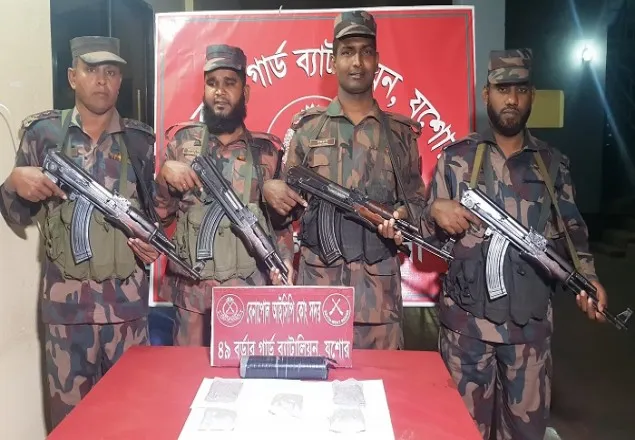 বেনাপোলে ৫০০ গ্রাম হিরোইন উদ্ধার