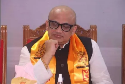 ফেসবুকে ক্ষমা চাইলেন ডা. মুরাদ