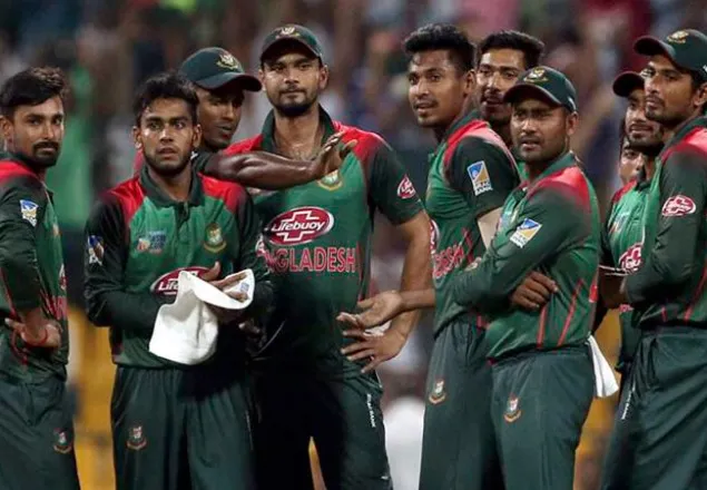 শুরুতেই সাজঘরে ফিরলেন পাওয়েল