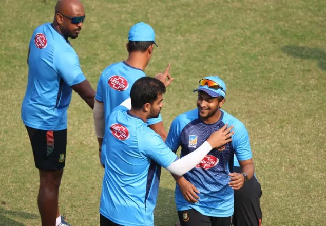 সময় পরিবর্তন হলো প্রথম টি-টোয়েন্টির
