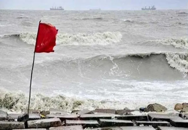 সমুদ্র বন্দরসমূহে ১ নম্বর সতর্ক সংকেত