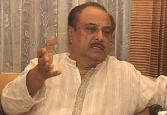 রবের নির্বাচনী অফিসে ভাঙচুর চালিয়ে তালা